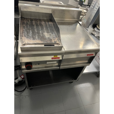 Elektrický gril na podstavci Lotus